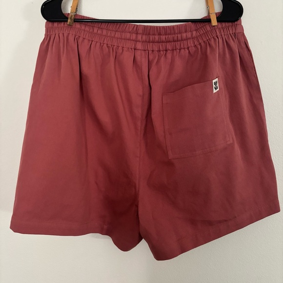Charlie Cotton Shorts in Dusty Pink - Picture 3 of 4